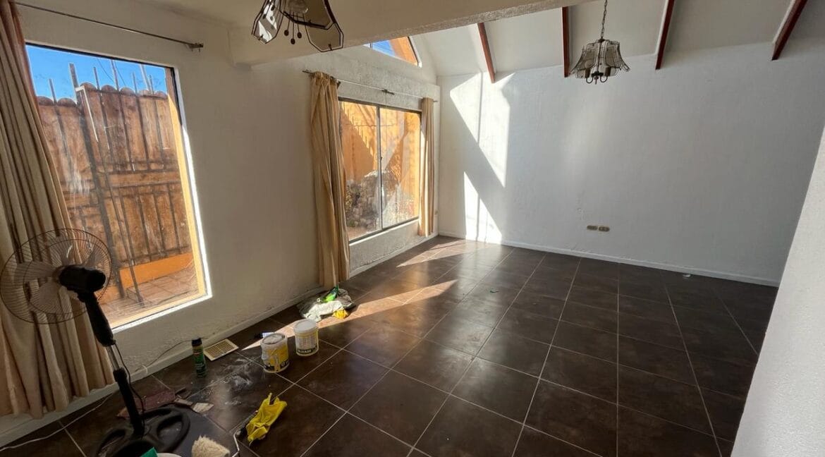 WhatsApp Image 2024-05-15 at 22.50.34-2