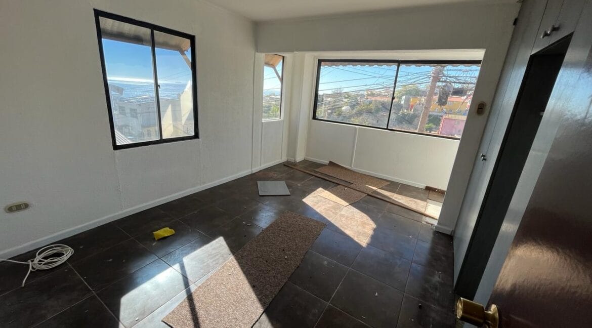 WhatsApp Image 2024-05-15 at 22.50.35-4