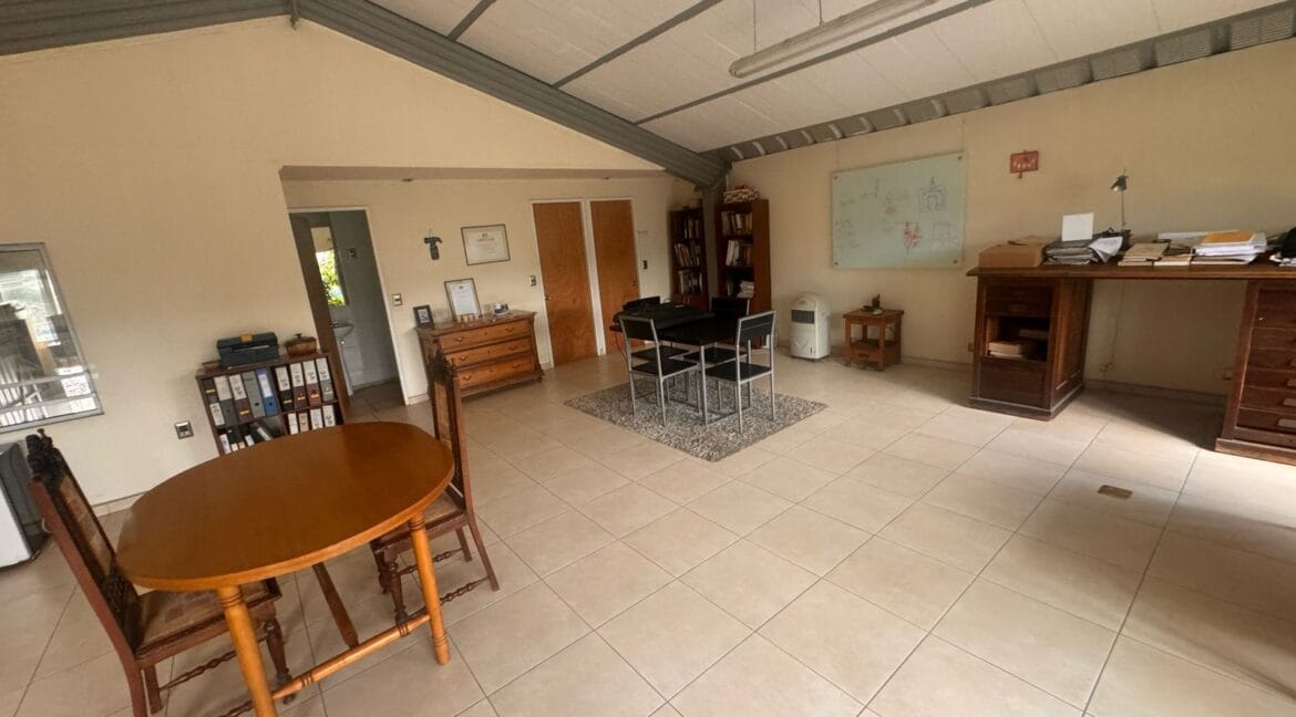 WhatsApp Image 2025-05-05 at 9.34.46 AM-4